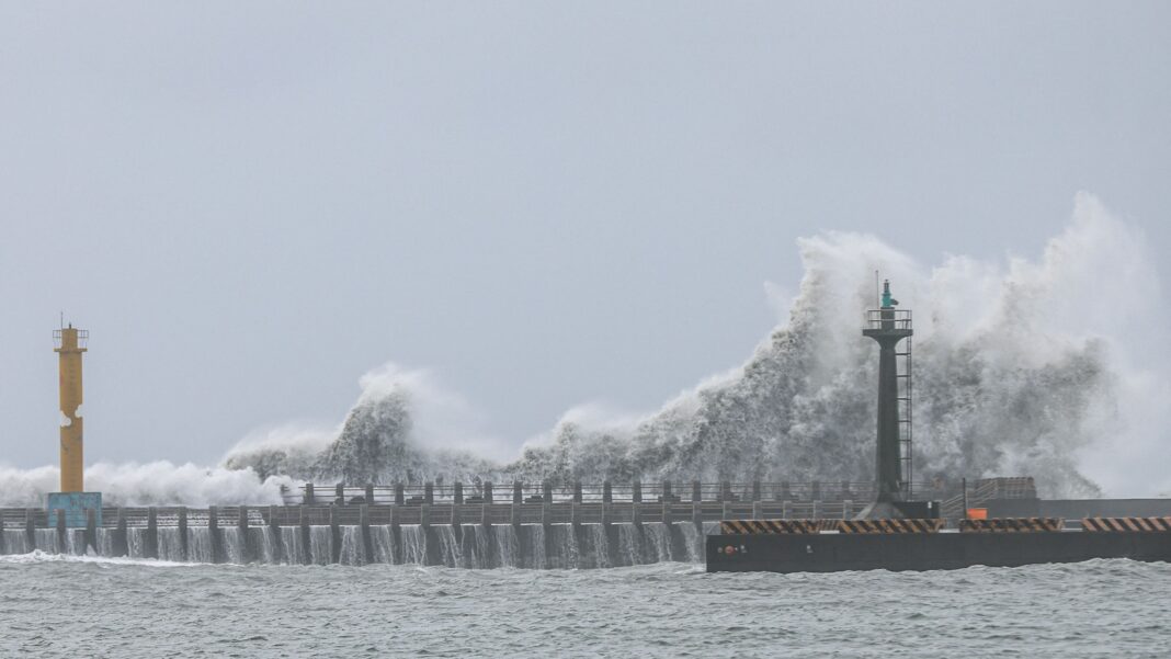 Typhoon Gamey Hits China